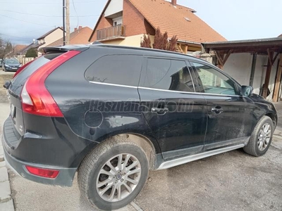 VOLVO XC60 2.4 D [D5] Summum