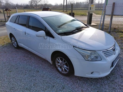 TOYOTA AVENSIS Wagon 2.0 D-4D Sol