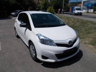 TOYOTA YARIS 1.0 Active KLIMA