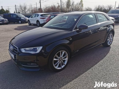 AUDI A3 1.6 TDI Attraction Xenon.Navi.PDC.Ülésf...