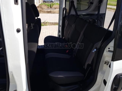 FIAT DOBLO Dobló Panorama 1.4 16V Pop (7 személyes )