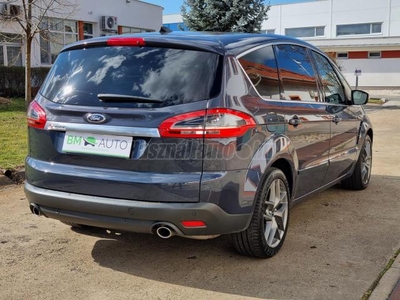 FORD S-MAX 2.2 TDCi Titanium (Automata) Szervizkönyv Állófűtés Üvegtető Xenon Holttér