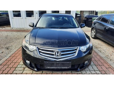 HONDA ACCORD 2.0 Elegance (Automata) 108.182KM. VÉGIG HONDASZERVIZBEN SZERVIZELVE !!