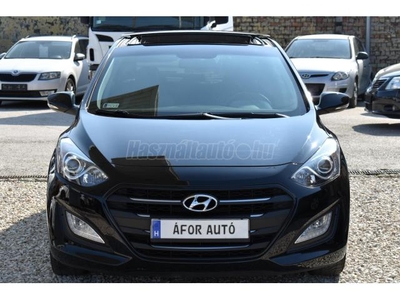 HYUNDAI I30 1.6 GDi Style Panorama NAVI - D.KLÍMA - T.KAMERA - KEYLESS GO