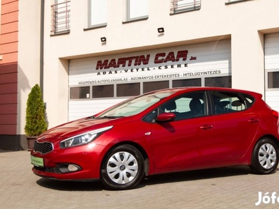 KIA CEE'D 1.4 Cvvt EX Keveset futott + Impozáns...