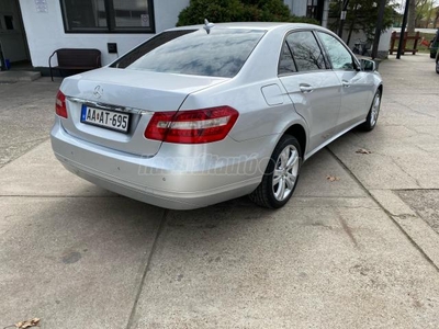 MERCEDES-BENZ E 220 CDI BlueEFFICIENCY Classic (Automata)