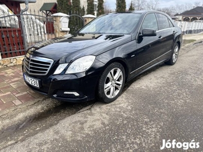 Mercedes-Benz E 250 CDI Blueefficiency Avantgar...