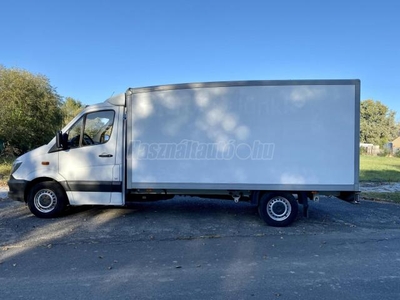 MERCEDES-BENZ SPRINTER 313 CDI 906.136.13 (alacsony alváz) (Automata)