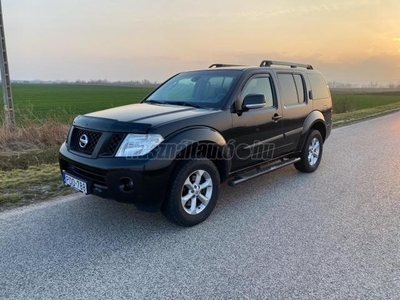 NISSAN PATHFINDER 2.5 Tdi XE