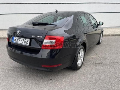 SKODA OCTAVIA 1.6 CR TDI Style Mo-i.Szkönyv.1 Tulaj