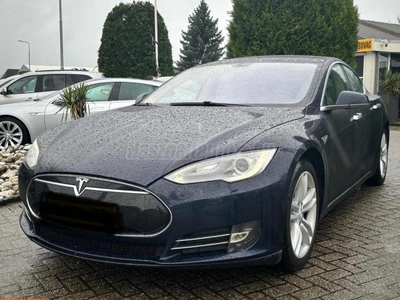 TESLA MODEL S 85 (Automata) Panorámatető.világos bőr. balesetmentes és törésmentes.ideális első Tesla vásárl