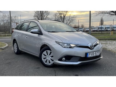 TOYOTA AURIS Touring Sports 1.33 Live (PYR-577) Első tulajdonostól! 1 Év Garanciával!