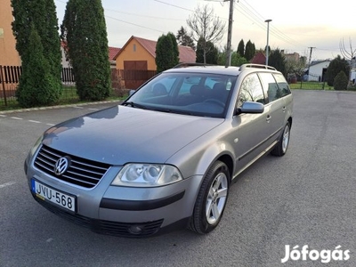 Volkswagen Passat Variant 1.9 PD TDI Trendline...