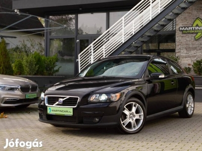 Volvo C30 1.6 D Summum Black Stone Edition +Gyö...