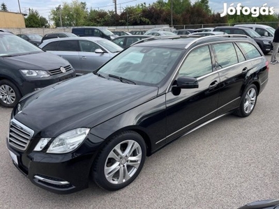 Mercedes-Benz E 200 CGI T Blueeff. Avan. 7G-Tro...