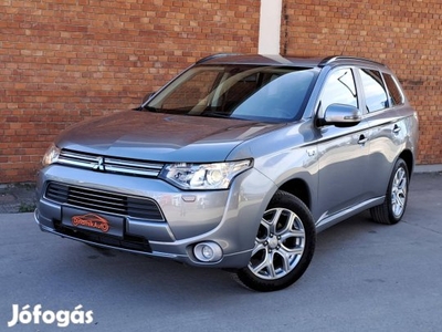 Mitsubishi Outlander 2.0 Phev Instyle Navi 4WD...