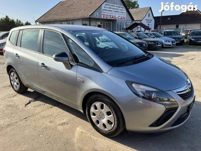 Opel Zafira Tourer 1.4 T Edition Szervizkönyves