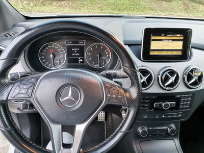 MERCEDES-BENZ B 180 BlueEFFICIENCY (Automata)