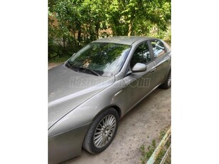 ALFA ROMEO 159 1.9 JTD 16V Distinctive