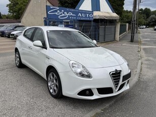 ALFA ROMEO GIULIETTA 1.4 TB Distinctive EU6 SÉRÜLÉSMENTES.SZERVIZKÖNYV