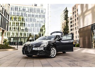 ALFA ROMEO GIULIETTA 1.4 TB Distinctive KAUCIÓ MENTESEN BÉRELHETŐ ! LÁSD AKCIÓS ÁRAINK!