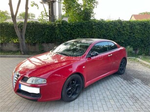 ALFA ROMEO GT 1.9 JTD 16V Distinctive