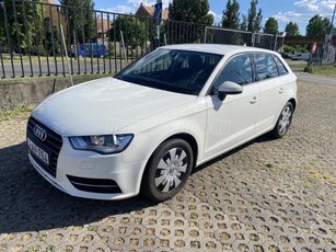 AUDI A3 Sportback 2.0 TDI Attraction S-tronic