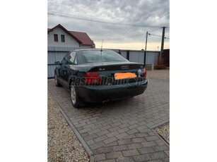 AUDI A4 2.6