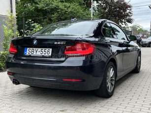 BMW 220i (Automata)