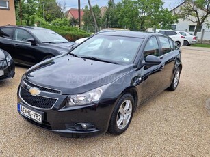 CHEVROLET CRUZE 1.6 LT Plus KLÍMA/RADAR/TEMPOMAT/ 151 e km !!