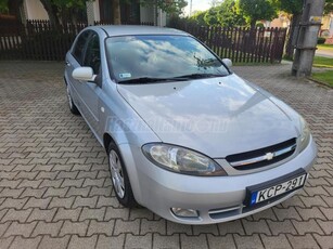 CHEVROLET LACETTI 1.4 16V Elite AC