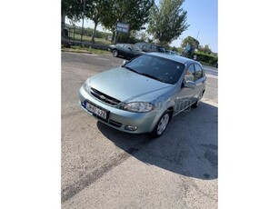 CHEVROLET LACETTI 1.6 16V Platinum