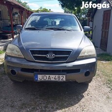 Eladó Kia sorento