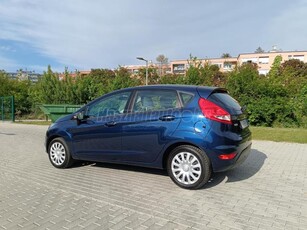 FORD FIESTA 1.25 Ambiente 2-KULCS 5-LÉGZSÁK 6-HANGSZÓRÓ 8-KERÉK BŐR-MULTIKORMÁNY TOLATÓRADAR