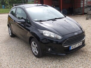 FORD FIESTA 1.5 TDCi Titanium 2-gyári kulcs.Új-gumik.Digitklíma.Radar elöl-hátul.Kihangosító.AUX