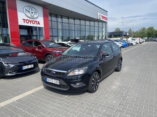 FORD FOCUS 1.6 Ambiente Megbízható szívó benzines 1.6-os motorral