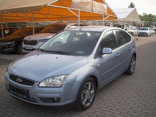 FORD FOCUS 1.6 TDCi Collection DPF KLÍMA! SZERVIZKÖNYV! TEMPOMAT!