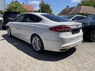 FORD MONDEO 2.0 FHEV Vignale eCVT Tol.kamera/Sávtartó/KeyLessGo/Masszázs/Ülésfűtés-hűtés