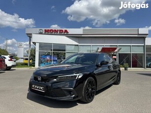 Honda Civic 2.0 i-MMD Hybrid Sport ecvt Raktárk...