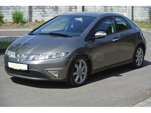 HONDA CIVIC 2.2 CTDi Executive MAGYAR RENDSZÁMOS. AZONNAL ELVIHETŐ. GYÖNYÖRŰ ÁLLAPOTBAN