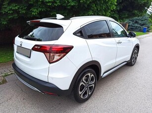 HONDA HR-V 1.6 i-DTEC Executive Sérülésmentes. nagyon szép állapot. 123.100 km.!!!