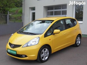 Honda Jazz 1.2 Trend Plus Szervizkönyv-Klíma-TO...