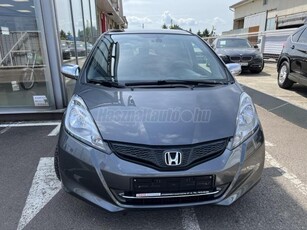 HONDA JAZZ 1.4 Executive CVT Ülésfűtés!!Tempomat!!Üvegtető!!Kitűnő állapotban!!