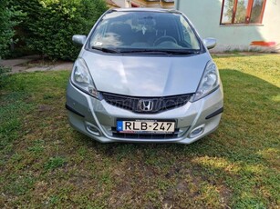 HONDA JAZZ 1.4 Panoráma tető Elegance (automata)