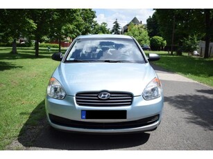 HYUNDAI ACCENT 1.4 Comfort 120.000Km! Vonóhorog!