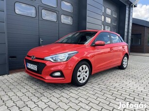 Hyundai I20 1.25 LP Comfort Szervizkönyv / 27 %...