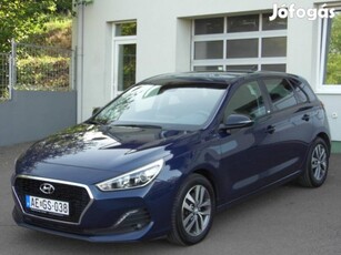 Hyundai I30 1.0 T-GDi Premium Szervizkönyv-TEMP...