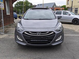 HYUNDAI I30 CW 1.6 GDi GO Plus. nyitható panorámatető. 1.tulaj. szervizkönyv