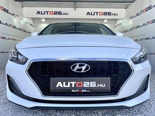 HYUNDAI I30 Fastback 1.4 T-GDi Comfort Edition DCT AUTOMATA-MAGYARORSZÁGI-SÁVTARTÓ-TOLATÓKAMERA-ÜLÉS ÉS KORMÁNYFŰTÉS-3 ÉV GARANCIA!