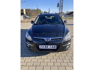 HYUNDAI I30 i30u CW 1.6 DOHC Comfort (Automata) frissen szervizelt. vez. szervizkönyv